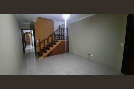 Casa à venda com 153m², 3 quartos e 4 vagas