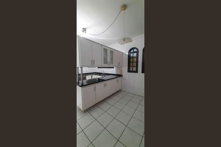 Casa à venda com 153m², 3 quartos e 4 vagas Casa à venda com 153m², 3 quartos e 4 vagasSala de Jantar