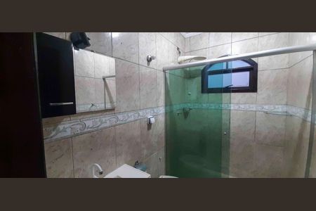 Casa à venda com 153m², 3 quartos e 4 vagas Casa à venda com 153m², 3 quartos e 4 vagasBanheiro da Suíte