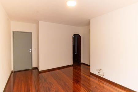 Apartamento para alugar com 90m², 3 quartos e 1 vagaSala