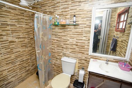 Casa para alugar com 55m², 2 quartos e 2 vagasBanheiro