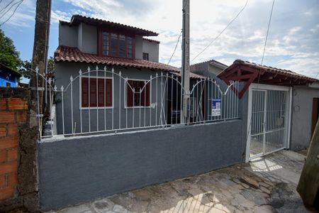 Casa para alugar com 55m², 2 quartos e 2 vagasFachada