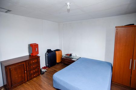 Casa para alugar com 55m², 2 quartos e 2 vagasQuarto 1