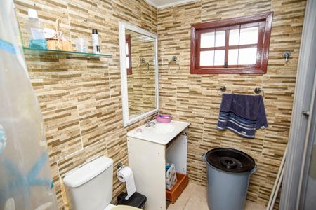 Casa para alugar com 55m², 2 quartos e 2 vagasBanheiro