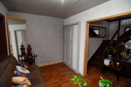 Casa para alugar com 55m², 2 quartos e 2 vagasSala