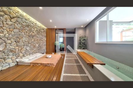 Apartamento à venda com 84m², 3 quartos e 2 vagasÁrea Comum
