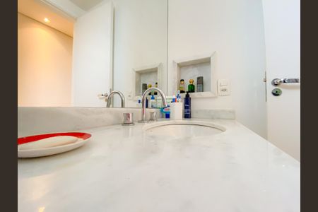 Apartamento à venda com 84m², 3 quartos e 2 vagasBanheiro Suíte