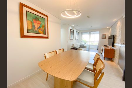 Apartamento à venda com 84m², 3 quartos e 2 vagasSala