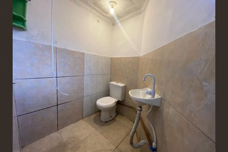 Studio para alugar com 25m², 1 quarto e sem vagaKitnet - Banheiro