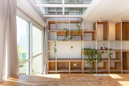 Sala de apartamento para alugar com 1 quarto, 55m² em Moema, São Paulo