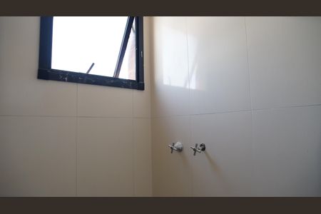 Apartamento à venda com 68m², 2 quartos e 1 vagaBanheiro 2