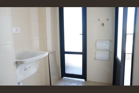 Apartamento à venda com 68m², 2 quartos e 1 vagaÁrea de Serviço