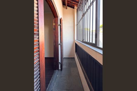 Casa à venda com 245m², 4 quartos e 3 vagasSacada da Suíte 2