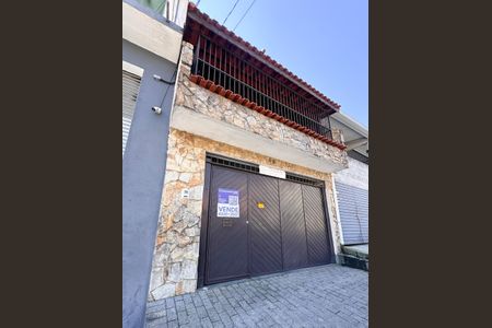 Casa à venda com 245m², 4 quartos e 3 vagasFachada