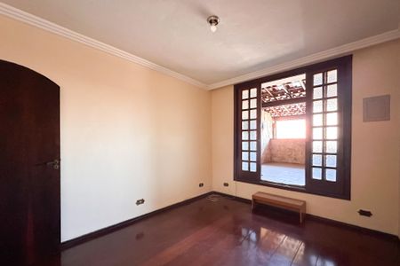 Sala de casa à venda com 4 quartos, 245m² em Jardim Independencia, São Bernardo do Campo