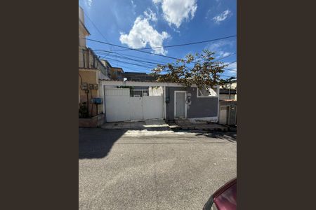 Casa de condomínio para alugar com 160m², 2 quartos e 2 vagasFachada