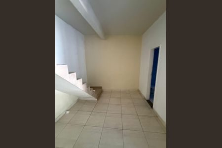Sala de casa de condomínio para alugar com 2 quartos, 160m² em Anchieta, Nilópolis