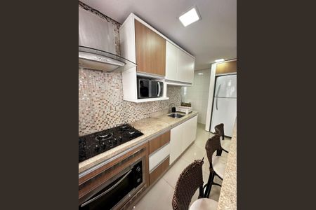 Apartamento para alugar com 2 quartos, 50m² em Praia Comprida, São José