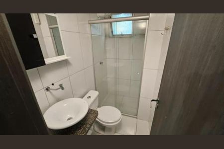 Banheiro de apartamento para alugar com 2 quartos, 47m² em Vila Branca, Jacareí
