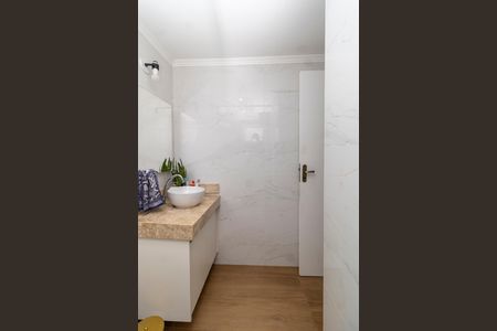Apartamento à venda com 63m², 2 quartos e 1 vaga Apartamento à venda com 63m², 2 quartos e 1 vagaBanheiro