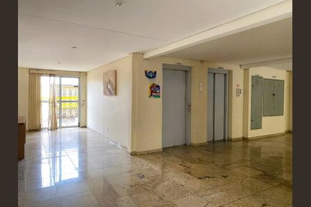 Apartamento à venda com 63m², 2 quartos e 1 vaga Apartamento à venda com 63m², 2 quartos e 1 vagaHall de entrada