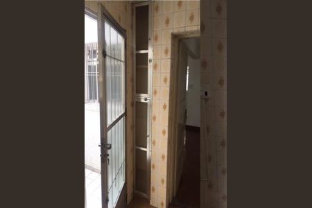 Casa à venda com 2 quartos, 120m² em Vila Bertioga, São Paulo