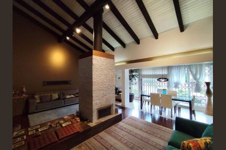 Sala de casa para alugar com 3 quartos, 326m² em Cavalhada, Porto Alegre