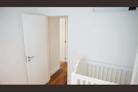 Apartamento à venda com 205m², 3 quartos e 3 vagasQuarto 1