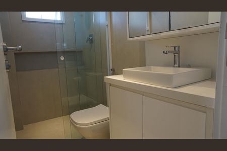 Apartamento à venda com 205m², 3 quartos e 3 vagasBanheiro 