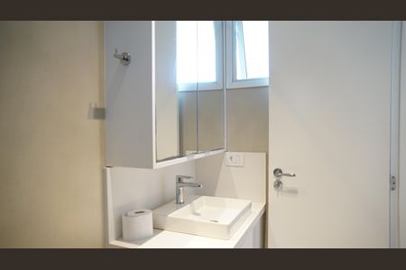 Apartamento à venda com 205m², 3 quartos e 3 vagasBanheiro da Suíte 2