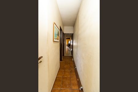 Casa para alugar com 256m², 3 quartos e 1 vagaCorredor - Quartos