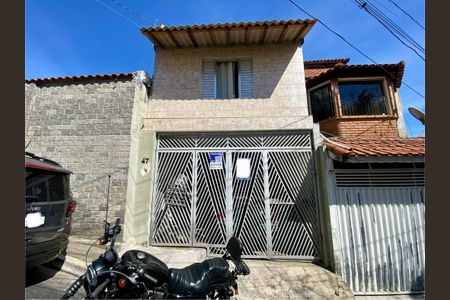 Casa para alugar com 256m², 3 quartos e 1 vagaFachada