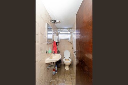 Casa para alugar com 256m², 3 quartos e 1 vagaLavabo