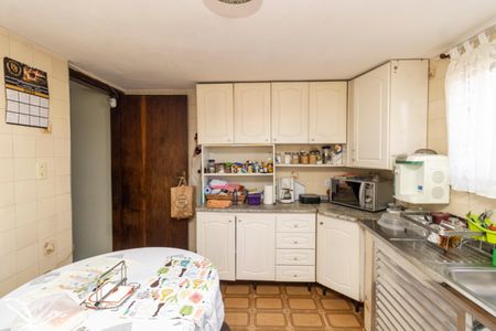 Casa para alugar com 256m², 3 quartos e 1 vagaCozinha