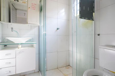 Casa à venda com 91m², 2 quartos e 2 vagasBanheiro casa 1