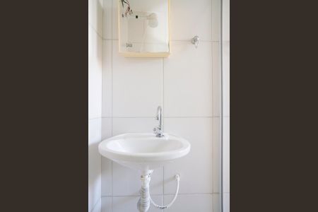 Casa à venda com 91m², 2 quartos e 2 vagasBanheiro casa 2