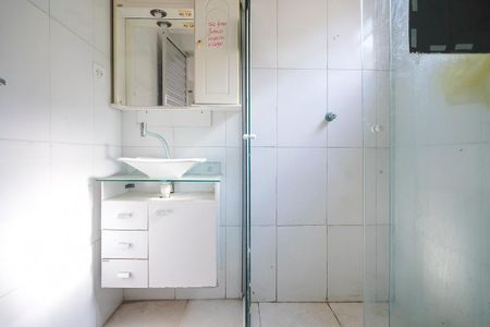 Casa à venda com 91m², 2 quartos e 2 vagasBanheiro casa 1