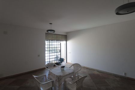 Casa à venda com 497m², 5 quartos e 4 vagasSala 5