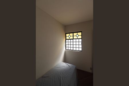 Casa à venda com 497m², 5 quartos e 4 vagasQuarto de Serviço