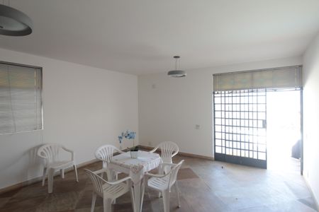 Casa à venda com 497m², 5 quartos e 4 vagasSala 5