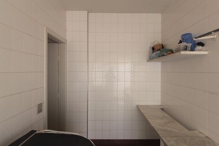 Casa à venda com 497m², 5 quartos e 4 vagasÁrea de Serviço