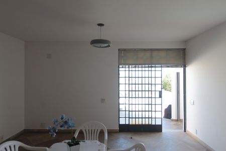 Casa à venda com 497m², 5 quartos e 4 vagasSala 5