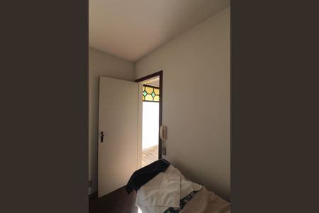 Casa à venda com 497m², 5 quartos e 4 vagasQuarto de Serviço