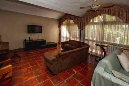 Casa à venda com 4 quartos, 1000m² em Bandeirantes (pampulha), Belo Horizonte