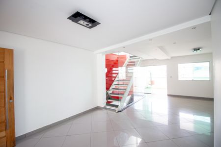 Casa para alugar com 380m², 5 quartos e 4 vagasSala