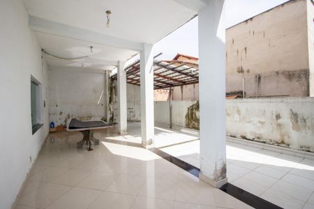 Casa para alugar com 380m², 5 quartos e 4 vagasCozinha e Área de Serviço