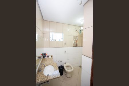 Casa para alugar com 380m², 5 quartos e 4 vagasBanheiro da Suíte