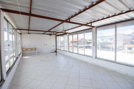 Casa para alugar com 380m², 5 quartos e 4 vagasCozinha e Área de Serviço