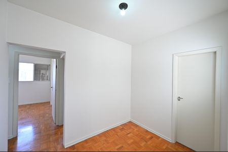 Apartamento para alugar com 69m², 2 quartos e sem vagaQuarto de Serviço