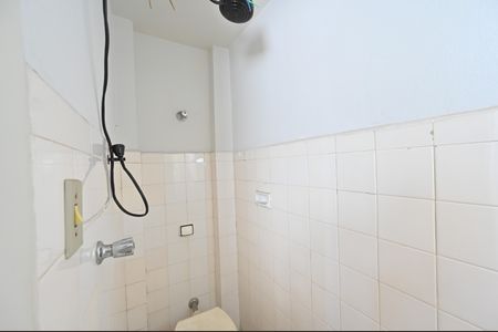 Apartamento para alugar com 69m², 2 quartos e sem vagaBanheiro de Serviço